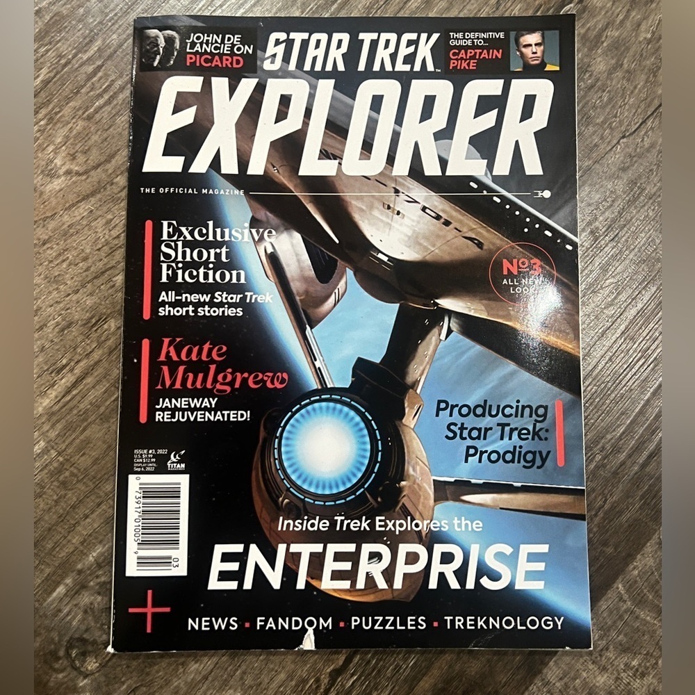 FINAL PRICE Star Trek Explorer Magazine - Black and Blue Edition
